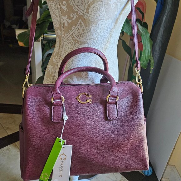 C Wonder -Woman`s NWT Burgundy Ever Speedy Satchel -Crossbody Handbag - Picture 9 of 10